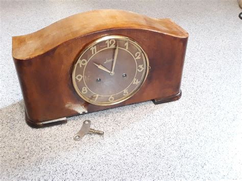 Junghans W 278 Kaminuhr / Mantlepiece clock .